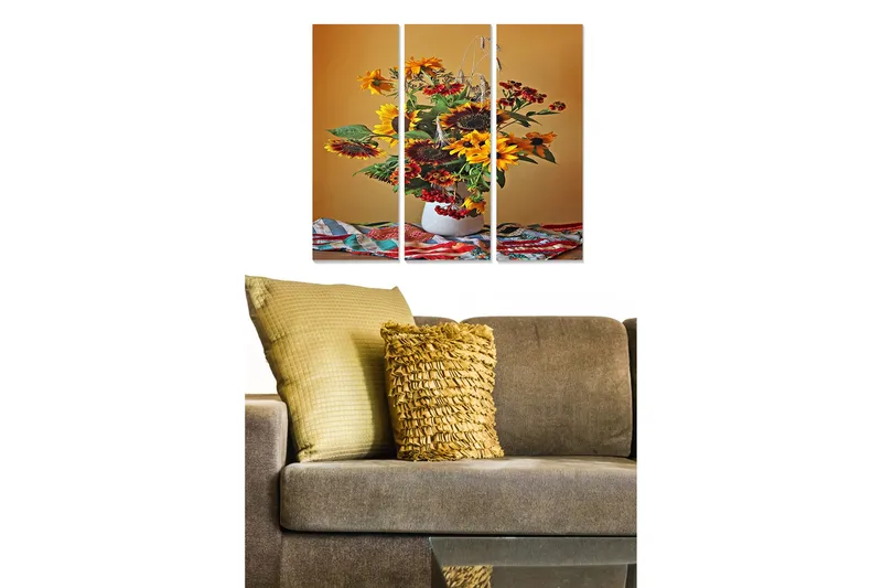 Canvastavla i trä 3-delar 50x70 cm - Färgrik bukett av solrosor och bär i en vas, Gult / Grönt / Rött