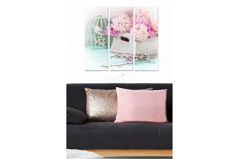 Canvastavla i trä 3-delar 50x70 cm - Ljus och romantisk bukett av rosa blommor i en korg - Rosa / Mintgrön / Vit - Inredning & dekor - Tavlor & konst - Canvastavla