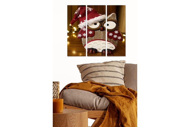 Canvastavla i trä 3-delar 50x70 cm - Söt uggla i julig hatt med snöflingor - Röd / Brun / Vit - Inredning & dekor - Tavlor & konst - Canvastavla