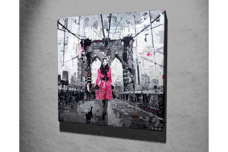 Canvastavla - Kvinna i rosa kappa som promenerar med en katt på en bro - Rosa / Svart / Grå - Inredning & dekor - Tavlor & konst - Canvastavla