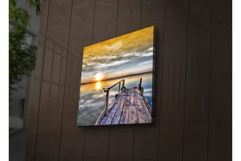 Canvastavla med LED-belysning 28x28 cm - Solnedgång över en stilla sjö med en träbrygga i förgrunden - Guld / Blå / Grå - Inredning & dekor - Tavlor & konst - Canvastavla