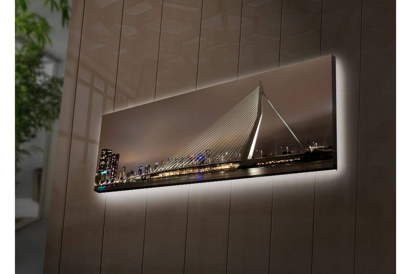 Canvastavla med LED-belysning 30x90 cm - Modern brokonstruktion med stadssilhuett i bakgrunden - Mörkblå / Grå / Vit - Inredning & dekor - Tavlor & konst - Canvastavla