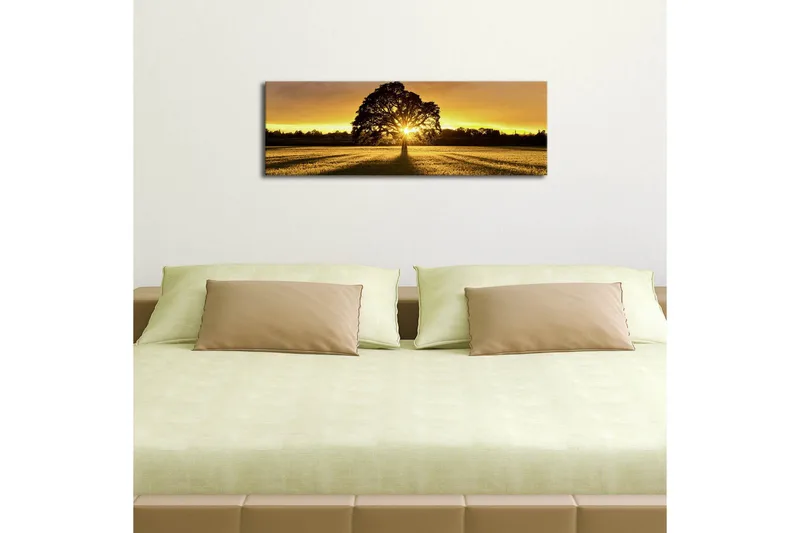 Canvastavla med LED-belysning 30x90 cm - Silhuett av ett träd mot en gyllene solnedgång - Guld / Svart / Grön - Inredning & dekor - Tavlor & konst - Canvastavla