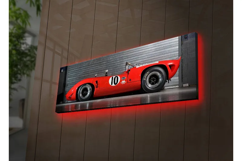 Canvastavla med LED-belysning 30x90 cm - Sportbil i röd färg med nummer 10 på sidan, Röd / Svart