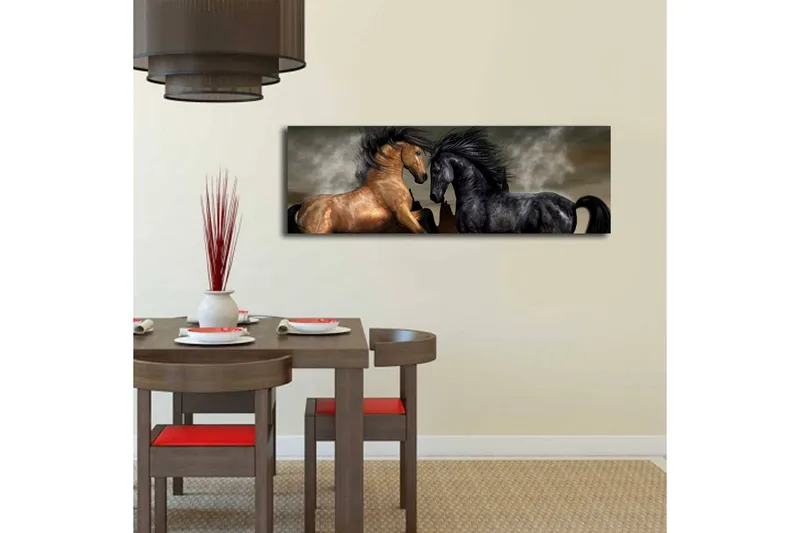 Canvastavla med LED-belysning 30x90 cm - Två hästar som möts i en kraftfull och dramatisk komposition - Guld / Svart / Grå - Inredning & dekor - Tavlor & konst - Canvastavla