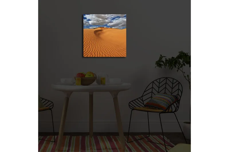 Canvastavla med LED-belysning 40x40 cm - Sanddyner under en blå himmel med moln - Orange / Blå / Vit - Inredning & dekor - Tavlor & konst - Canvastavla
