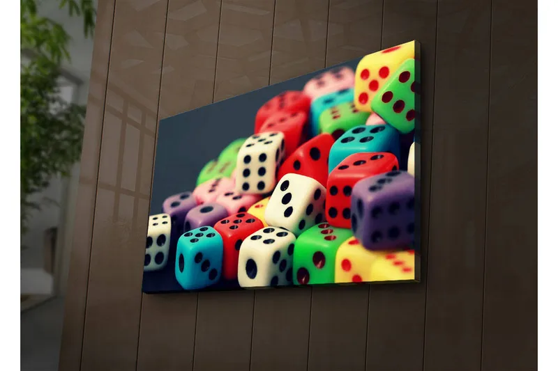 Canvastavla med LED-belysning 45x70 cm - Färgglada tärningar i en lekfull samling - Röd / Grön / Blå - Inredning & dekor - Tavlor & konst - Canvastavla