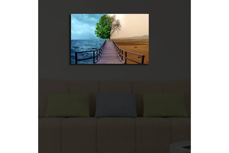 Canvastavla med LED-belysning 45x70 cm - Kontrast mellan en grönskande trädkant och en ökenlandskap - Grön / Blå / Beige - Inredning & dekor - Tavlor & konst - Canvastavla