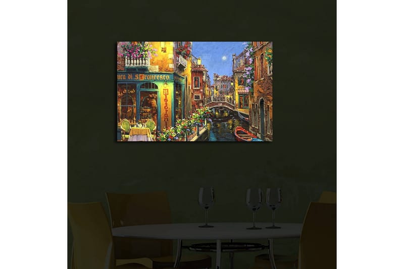 Canvastavla med LED-belysning 45x70 cm - Vacker kanal med färgglada hus och blomsterprydda balkonger - Gult / Grönt / Blått - Inredning & dekor - Tavlor & konst - Canvastavla