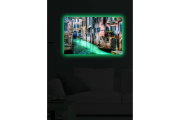 Canvastavla med LED-belysning 45x70 cm - Vacker kanal med historiska byggnader och båtar i en pittoresk miljö - Grön / Rosa / Blå - Inredning & dekor - Tavlor & konst - Canvastavla