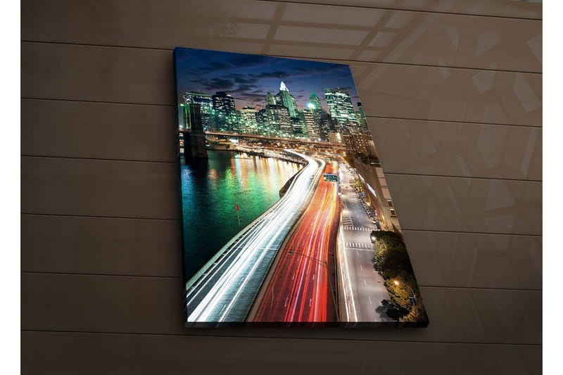 Canvastavla med LED-belysning 70x45 cm - Stadslandskap med ljusspel från bilar och byggnader vid en bro - Grön / Blå / Röd - Inredning & dekor - Tavlor & konst - Canvastavla