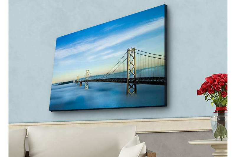 Canvastavla med LED-belysning - Bro över dimmig vattenyta med en klar himmel - Blå / Grå / Vit - Inredning & dekor - Tavlor & konst - Canvastavla