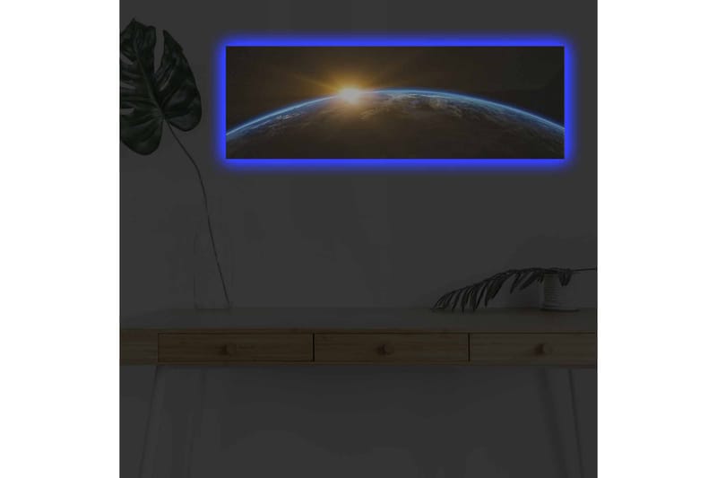 Canvastavla med LED-belysning - Jorden sedd från rymden med en soluppgång i horisonten - Blå / Orange / Svart - Inredning & dekor - Tavlor & konst - Canvastavla