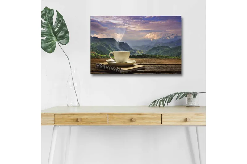 Canvastavla med LED-belysning - Kopp med ångande dryck framför en naturskön bergslandskap - Grön / Beige / Blå - Inredning & dekor - Tavlor & konst - Canvastavla