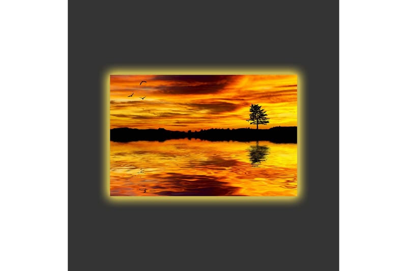 Canvastavla med LED-belysning - Solnedgång över en spegelblanka sjö med silhouett av ett träd - Guld / Orange / Svart - Inredning & dekor - Tavlor & konst - Canvastavla