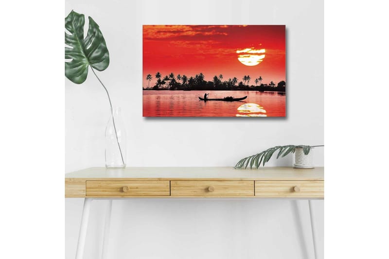 Canvastavla med LED-belysning - Solnedgång över en stilla sjö med silhuetter av palmer och en båt - Röd / Svart / Orange - Inredning & dekor - Tavlor & konst - Canvastavla