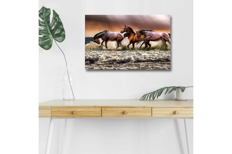 Canvastavla med LED-belysning - Sprudlande hästar som galopperar genom vågorna vid havet, Brun / Beige / Blå