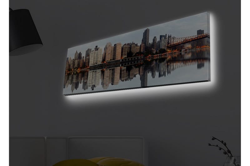 Canvastavla med LED-belysning - Stadssilhuett med reflektioner i vattnet - Grå / Beige / Orange - Inredning & dekor - Tavlor & konst - Canvastavla