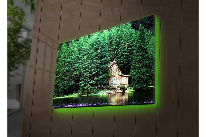 Canvastavla med LED-belysning - Stuga vid en spegelblanka sjö omgiven av tät grönska - Grön / Brun / Blå - Inredning & dekor - Tavlor & konst - Canvastavla