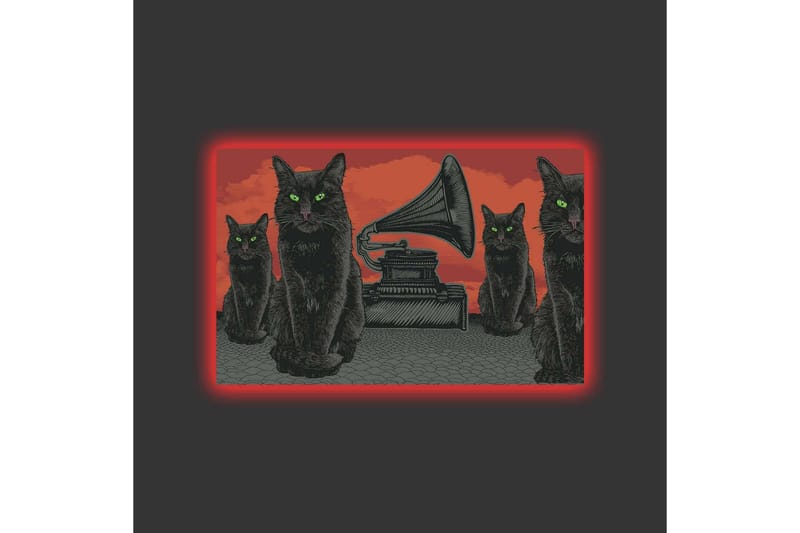 Canvastavla med LED-belysning - Svart katt med gröna ögon framför en grammofon på en röd bakgrund - Svart / Röd / Grön - Inredning & dekor - Tavlor & konst - Canvastavla