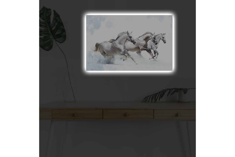 Canvastavla med LED-belysning - Tre vita hästar som galopperar genom snölandskap - Vit / Ljusgrå / Blå - Inredning & dekor - Tavlor & konst - Canvastavla
