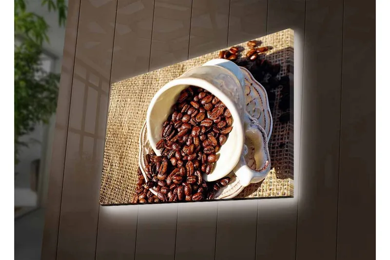 Canvastavla med LED-belysning - Utkast av en kopp med kaffebönor som sprider sig över en juteväv - Mörkbrun / Beige - Inredning & dekor - Tavlor & konst - Canvastavla