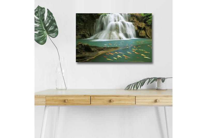 Canvastavla med LED-belysning - Vacker vattenfall med simmande karpar i klart vatten - Turkos / Grön / Orange - Inredning & dekor - Tavlor & konst - Canvastavla