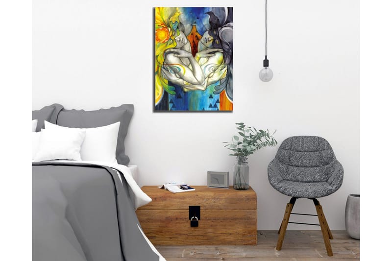 Canvastavla - Två sammanflätade figurer med fåglar på huvudet och färgglada mönster - Gul / Blå / Svart - Inredning & dekor - Tavlor & konst - Canvastavla