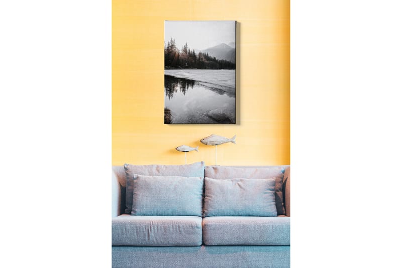 Canvastavla - Vacker vinterlandskap med frusna sjöar och snötäckta berg - Grå / Vit / Mörkgrön - Inredning & dekor - Tavlor & konst - Canvastavla