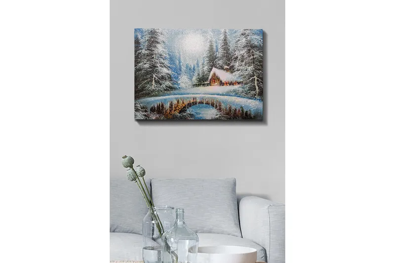 Canvastavla - Vinterlandskap med en stuga och snöklädda träd - Blå / Vit / Brun - Inredning & dekor - Tavlor & konst - Canvastavla