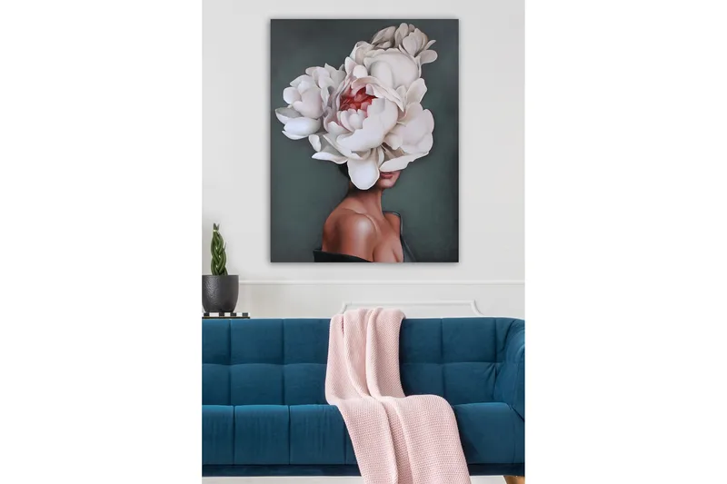 Canvastavla - Porträtt av en kvinna med en stor blomsterkrans av vita pioner som täcker hennes huvud - Vit / Mörkgrön / Rosa - Inredning & dekor - Tavlor & konst - Canvastavla