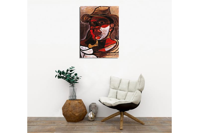 Canvastavla - Porträtt av en man med hatt och starka ansiktsdrag - Röd / Svart / Vit - Inredning & dekor - Tavlor & konst - Canvastavla