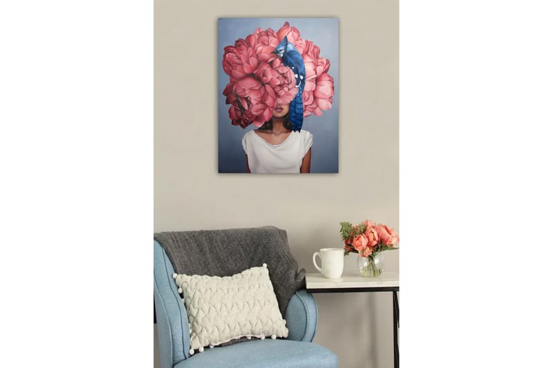 Canvastavla - Porträtt av en kvinna med en stor bukett av rosa blommor som huvud och en blå fågel sittande på blommorna - Rosa / Blå / Beige - Inredning & dekor - Tavlor & konst - Canvastavla