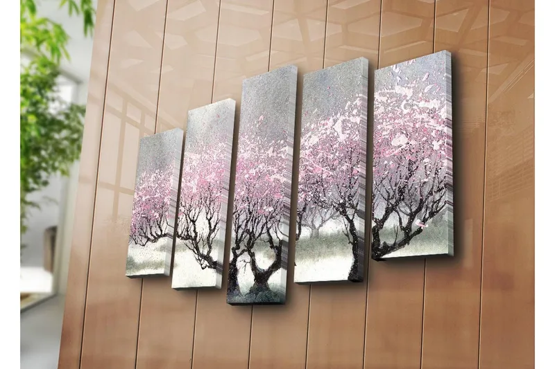 Stor Canvastavla i 5 delar 105x70 cm - Blommande körsbärsträd i en drömlik landskapsscen - Rosa / Grå / Svart - Inredning & dekor - Tavlor & konst - Canvastavla