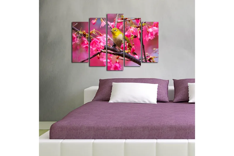 Stor Canvastavla i 5 delar 105x70 cm - Fågel på en gren omgiven av rosa blommor - Rosa / Grön / Brun - Inredning & dekor - Tavlor & konst - Canvastavla
