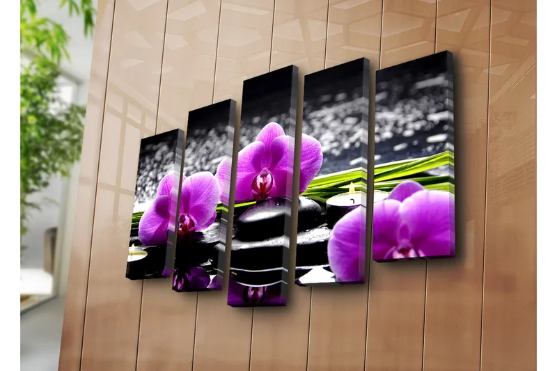 Stor Canvastavla i 5 delar 105x70 cm - Lila orkidéer på svarta stenar med reflektioner i vatten - Lila / Svart / Grön - Inredning & dekor - Tavlor & konst - Canvastavla