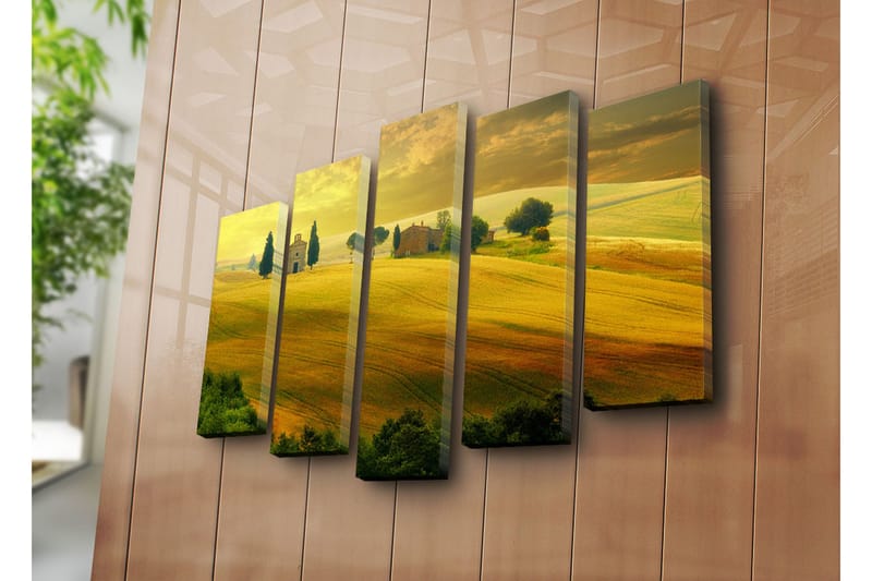 Stor Canvastavla i 5 delar 105x70 cm - Lummig landskap med böljande fält och en liten kyrka - Guldgul / Grön / Brun - Inredning & dekor - Tavlor & konst - Canvastavla