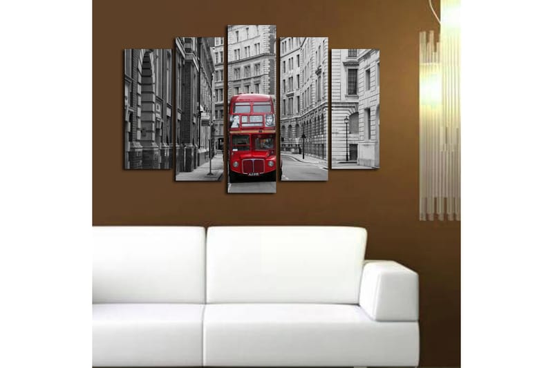 Stor Canvastavla i 5 delar 105x70 cm - Röd dubbeldäckarbuss på en grå stadsgata - Röd / Grå - Inredning & dekor - Tavlor & konst - Canvastavla