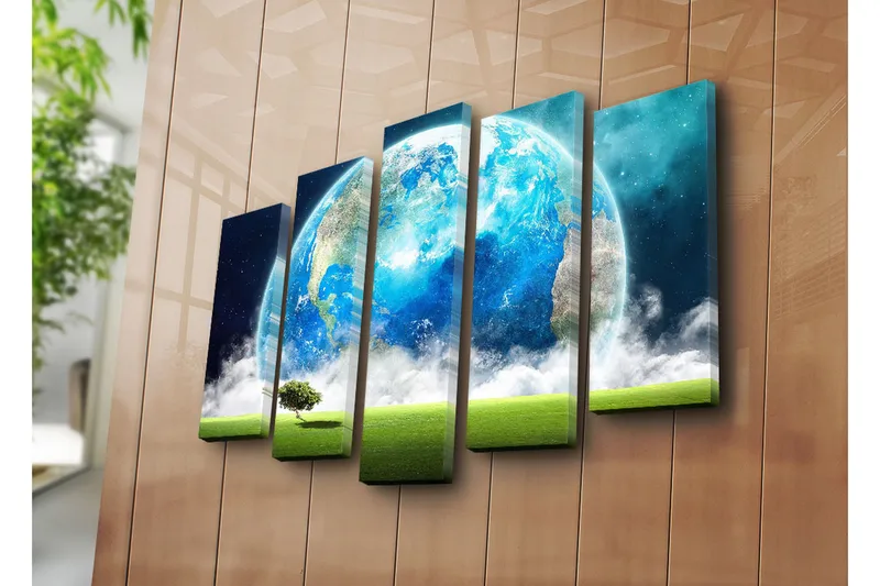 Stor Canvastavla i 5 delar 105x70 cm - Storslagen jordglob med en ensam trädkontur i förgrunden - Blå / Grön / Vit - Inredning & dekor - Tavlor & konst - Canvastavla