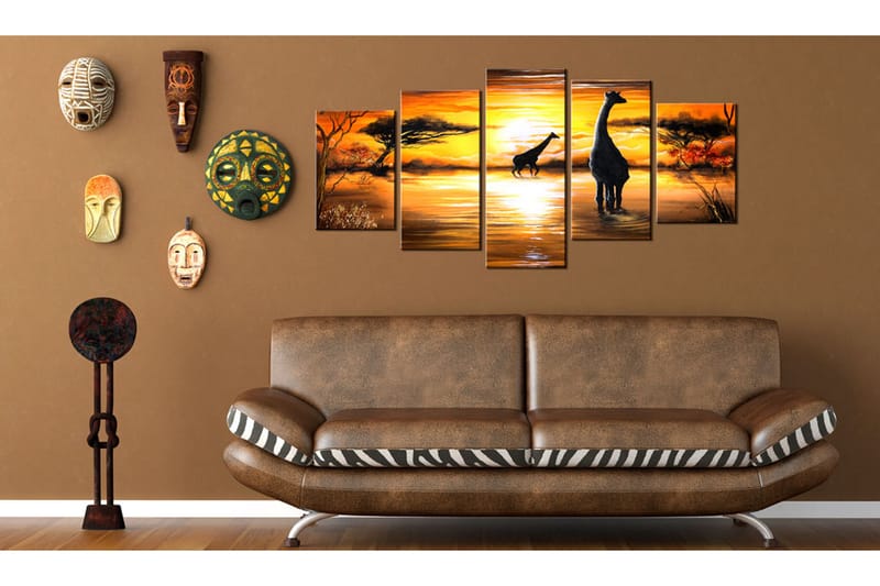 Tavla Giraffer På Vattenhål 100X50 Orange - Artgeist sp. z o. o. - Inredning & dekor - Tavlor & konst - Canvastavla