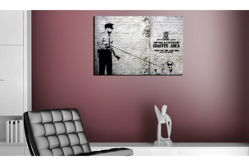 Tavla Graffiti Area (Police and a Dog) by Banksy 120x80 - Artgeist sp. z o. o. - Inredning & dekor - Tavlor & konst - Canvastavla