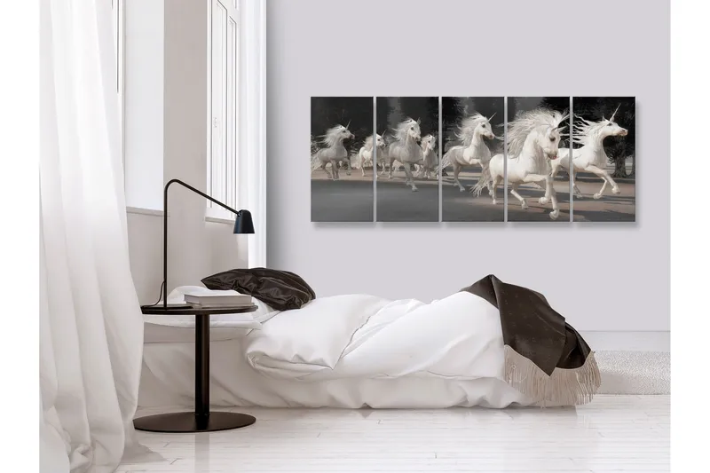 Tavla Unicorns Run 5 Parts Narrow 200x80 - Artgeist sp. z o. o. - Inredning & dekor - Tavlor & konst - Canvastavla