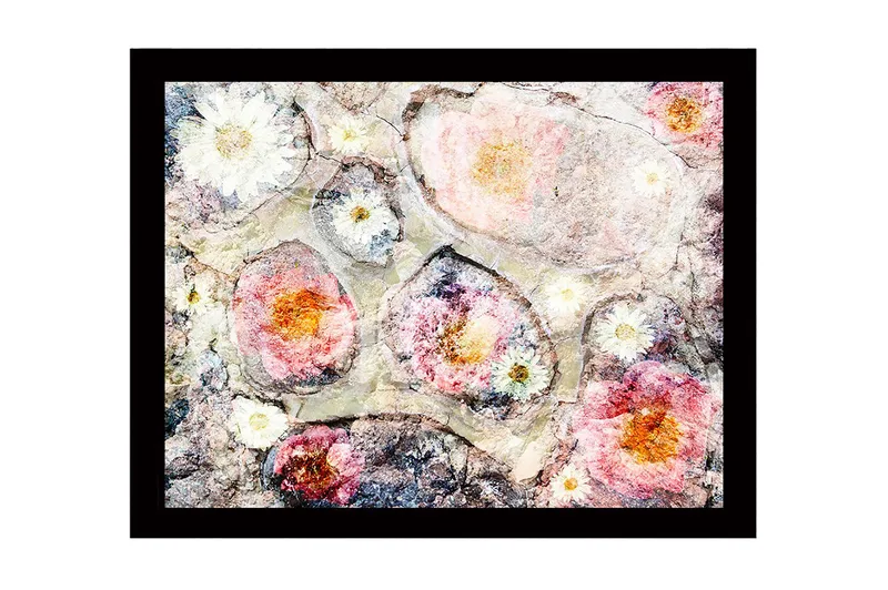Inramad Canvastavla i trä - 41x56 cm - Abstrakt komposition med blommor i mjuka färger, Rosa / Vit / Grå