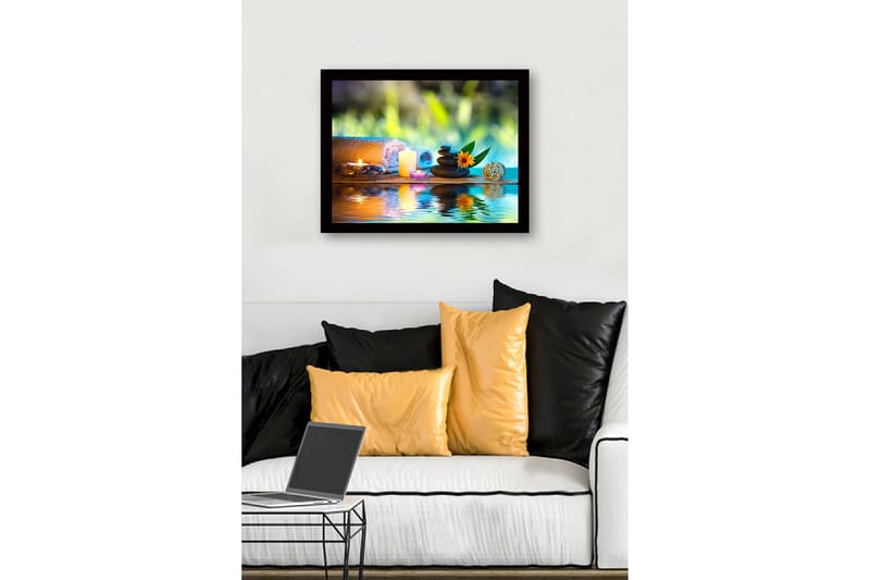 Inramad Canvastavla i trä - 41x56 cm - Avkopplande stillhet med stenar, ljus och en blomma - Grön / Blå / Beige - Inredning & dekor - Tavlor & konst