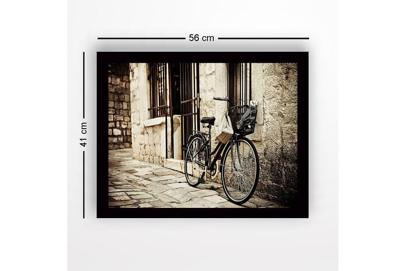 Inramad Canvastavla i trä - 41x56 cm - Cykel lutad mot en gammal stenvägg - Svart / Beige / Grå - Inredning & dekor - Tavlor & konst