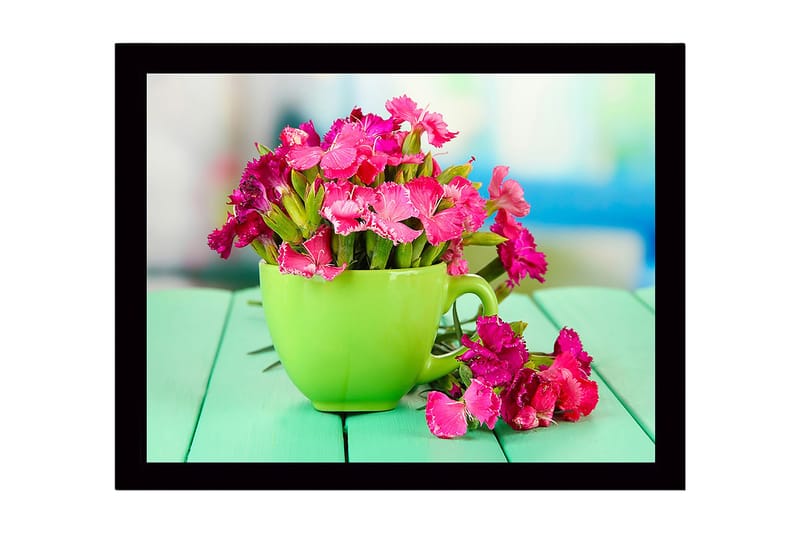 Inramad Canvastavla i trä - 41x56 cm - Färgglad bukett av blommor i en grön kopp, Grön / Rosa