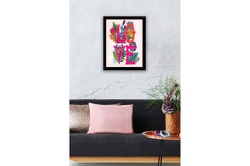 Inramad Canvastavla i trä - 41x56 cm - Färgglad komposition med ordet LOVE omgiven av blommor och bladverk - Rosa / Grön / Orange - Inredning & dekor - Tavlor & konst