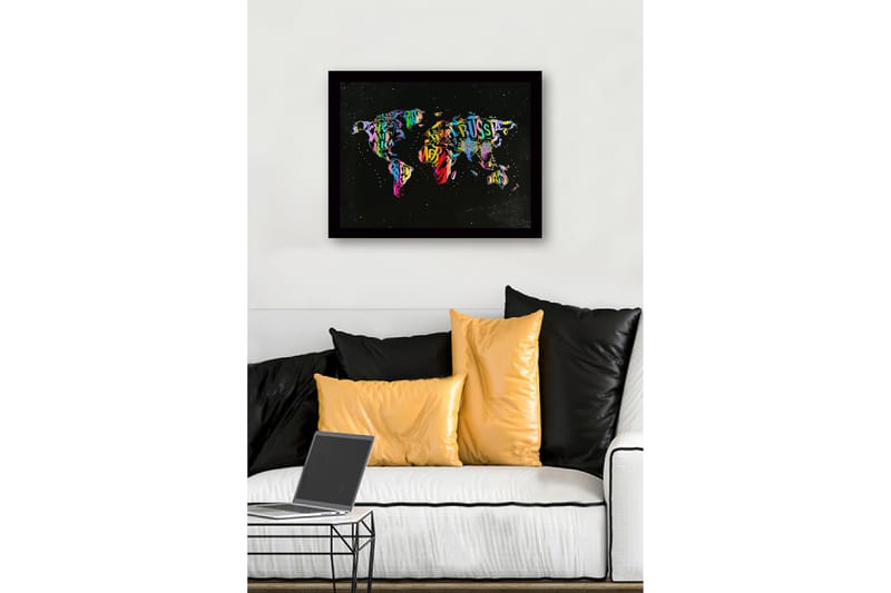 Inramad Canvastavla i trä - 41x56 cm - Färgglad världskarta skapad av bokstäver och text - Lila / Grön / Röd - Inredning & dekor - Tavlor & konst