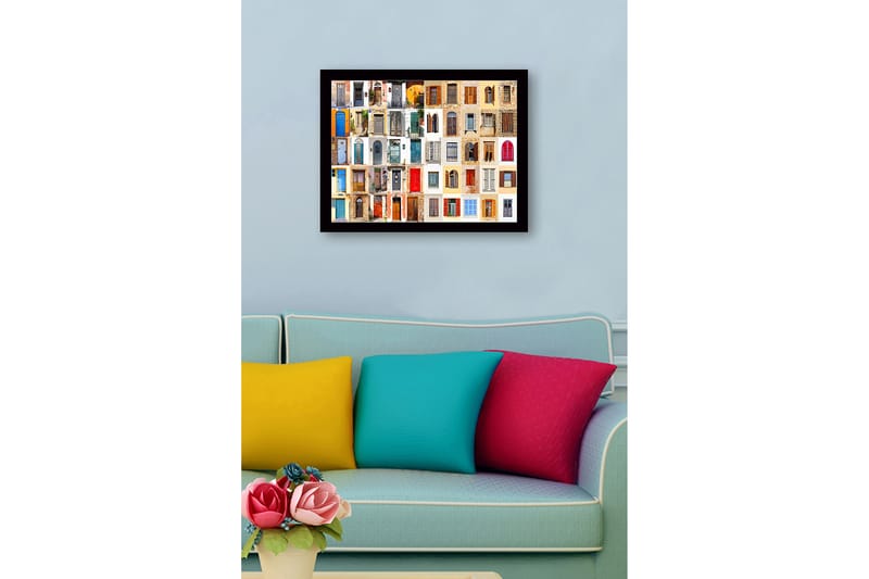 Inramad Canvastavla i trä - 41x56 cm - Färgglada dörrar och fönster i en mosaik av olika stilar - Blå / Röd / Beige - Inredning & dekor - Tavlor & konst