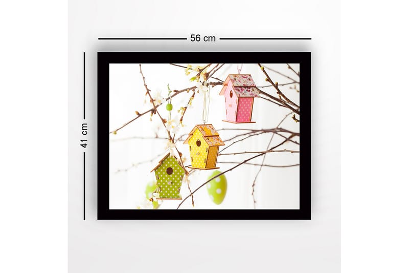 Inramad Canvastavla i trä - 41x56 cm - Färgglada fågelholkar hängande i blommiga grenar - Grön / Rosa / Gul - Inredning & dekor - Tavlor & konst